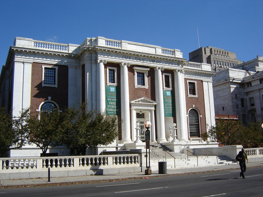 Ives Memorial Library, Main façade of the Ives Memorial Library
