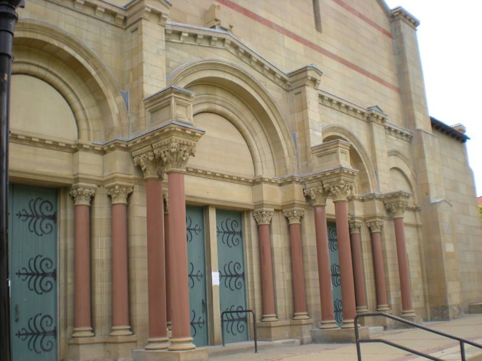 Oberlin Finney Chapel, Entrance to Finney Chapel